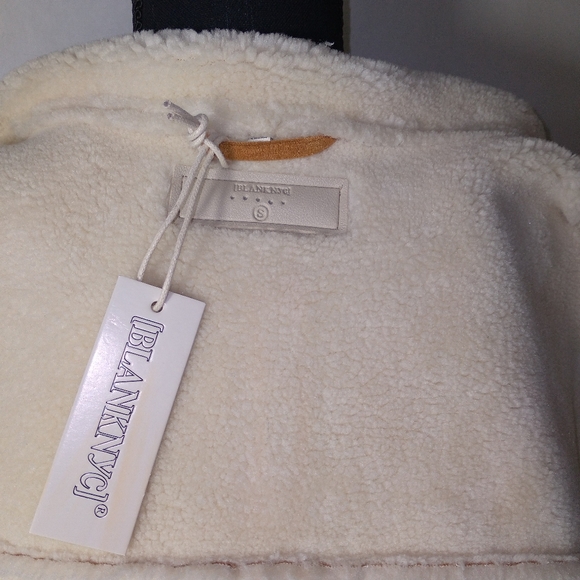 BLANKNYC Biscotti Faux Suede Oversized Collar Vest Women's Size- Small - Picture 3 of 11